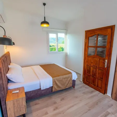 Villa Sea Honey 1 *